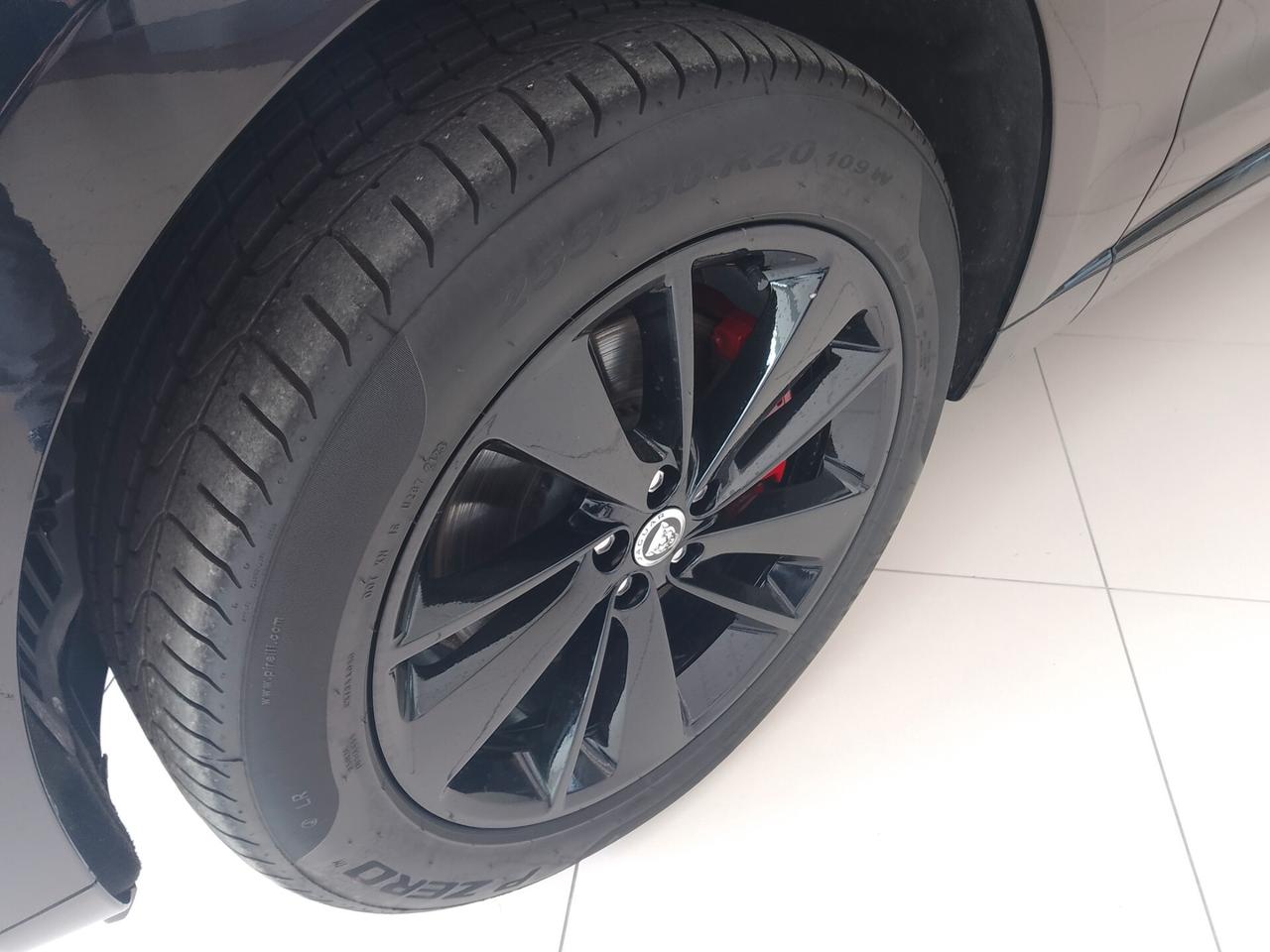 Jaguar F-Pace 2.0 D 204 CV AWD R-Dynamic SE 90th Anniversary Edit.