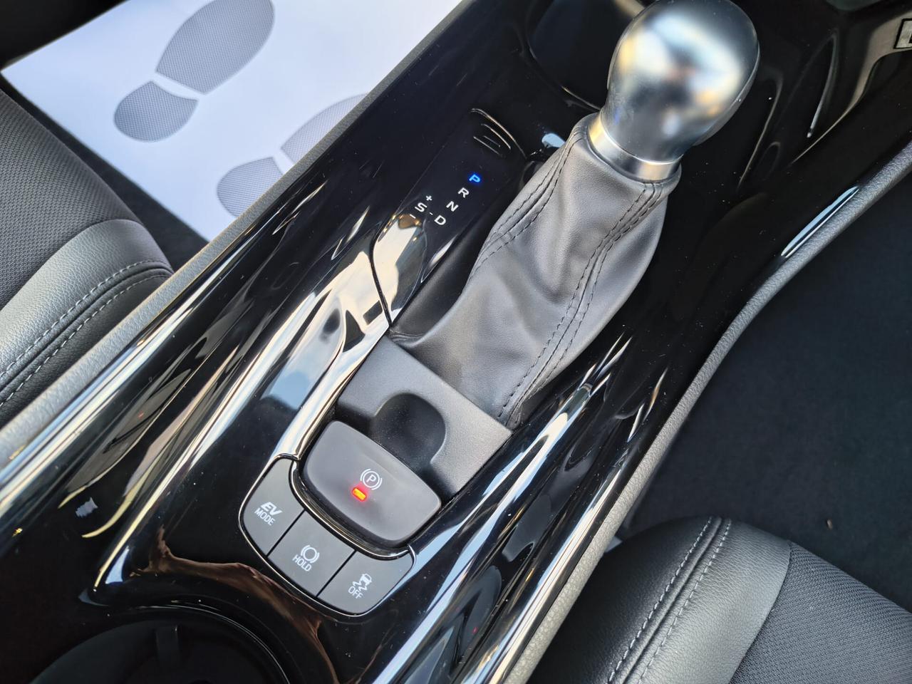 Toyota C-HR 2.0 Hybrid E-CVT Morebusiness *prezzo reale*