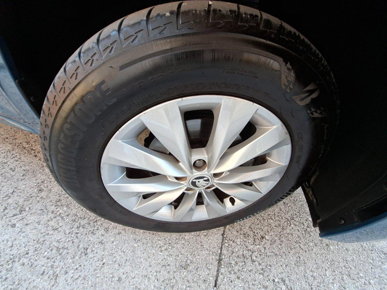 Skoda Kamiq 1.0 g-tec Ambition 90cv unico proprietario