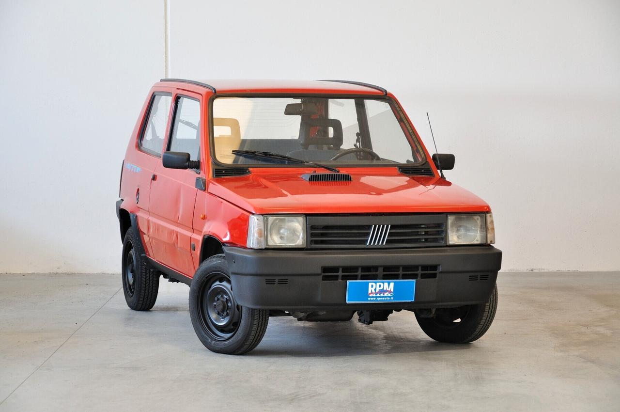 Fiat Panda 900 i.e. cat Dance CRS