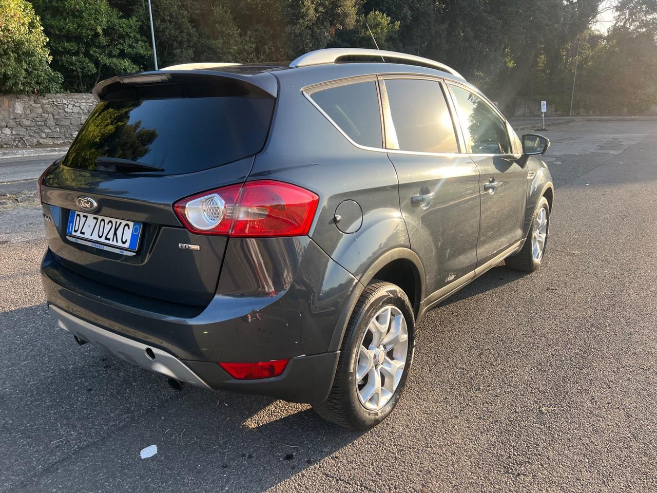 Ford Kuga 2.0 TDCi 136 CV 2WD Titanium DPF