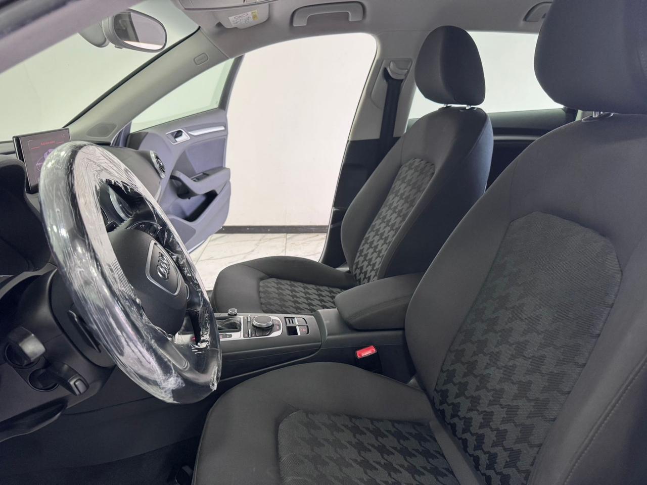 Audi A3 SPB 1.6 TDI S tronic -GARANTITA-2013