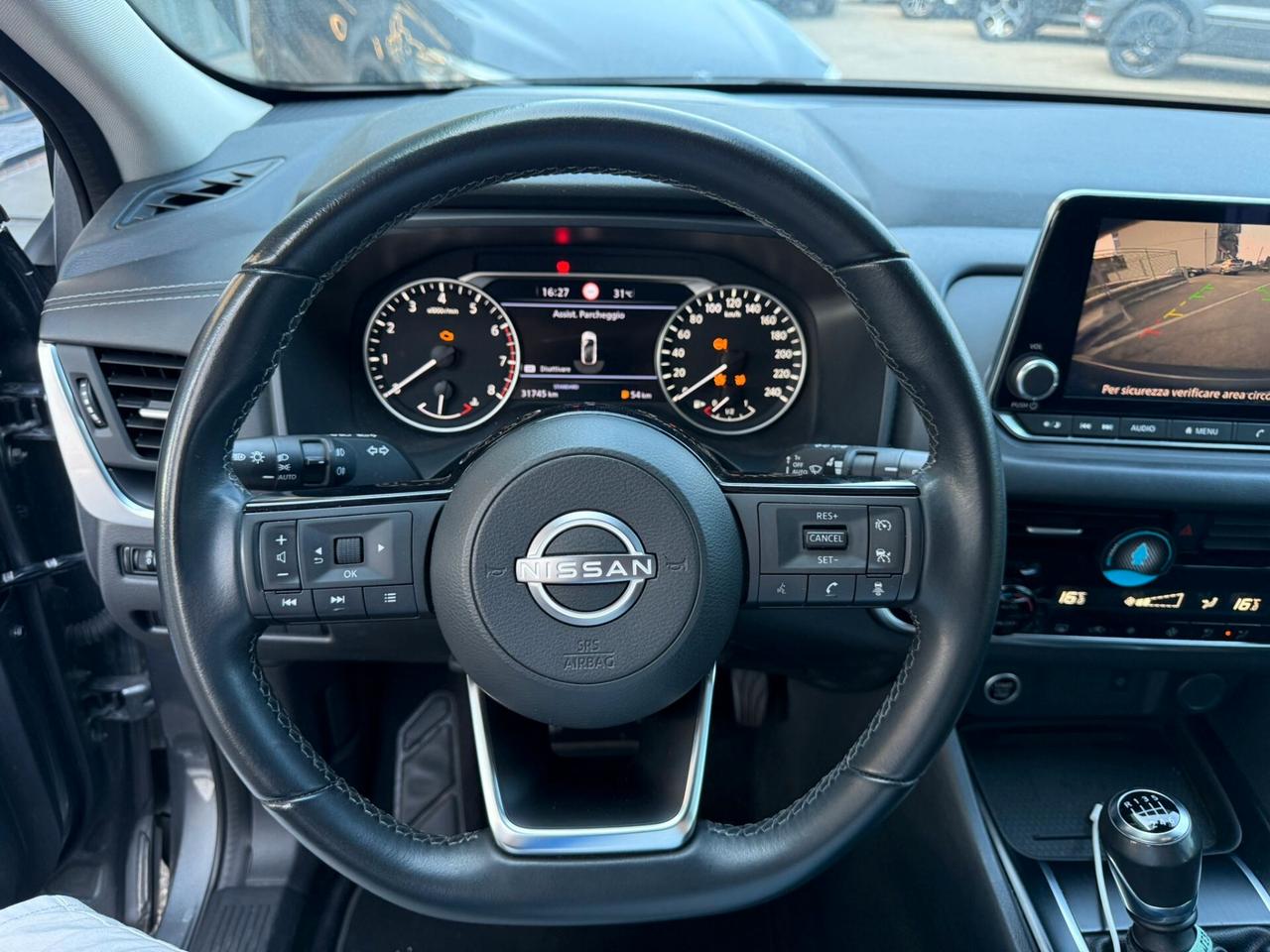 Nissan Qashqai 140 CV Business