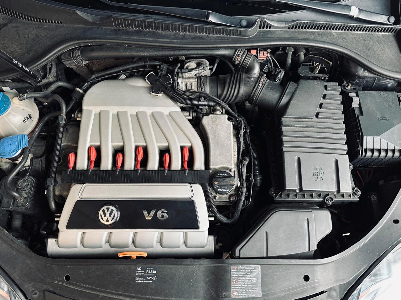 Volkswagen Golf R32 3.2 VR6 4mot. DSG