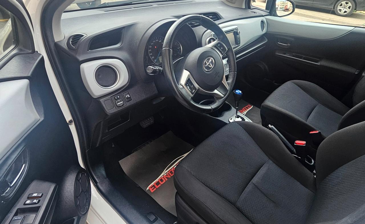 Toyota Yaris 1.5 Hybrid 5 porte Lounge Più
