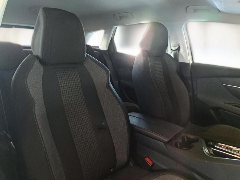 PEUGEOT 3008 BLUEHDI 130 EAT8 SES BUSINESS SUV