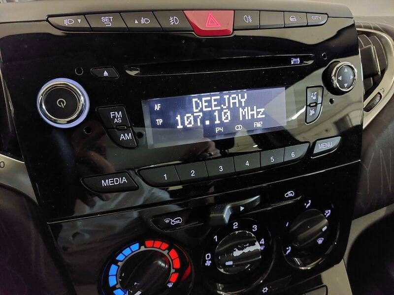 Lancia Ypsilon Ypsilon 1.2 69 CV 5 porte Elefantino
