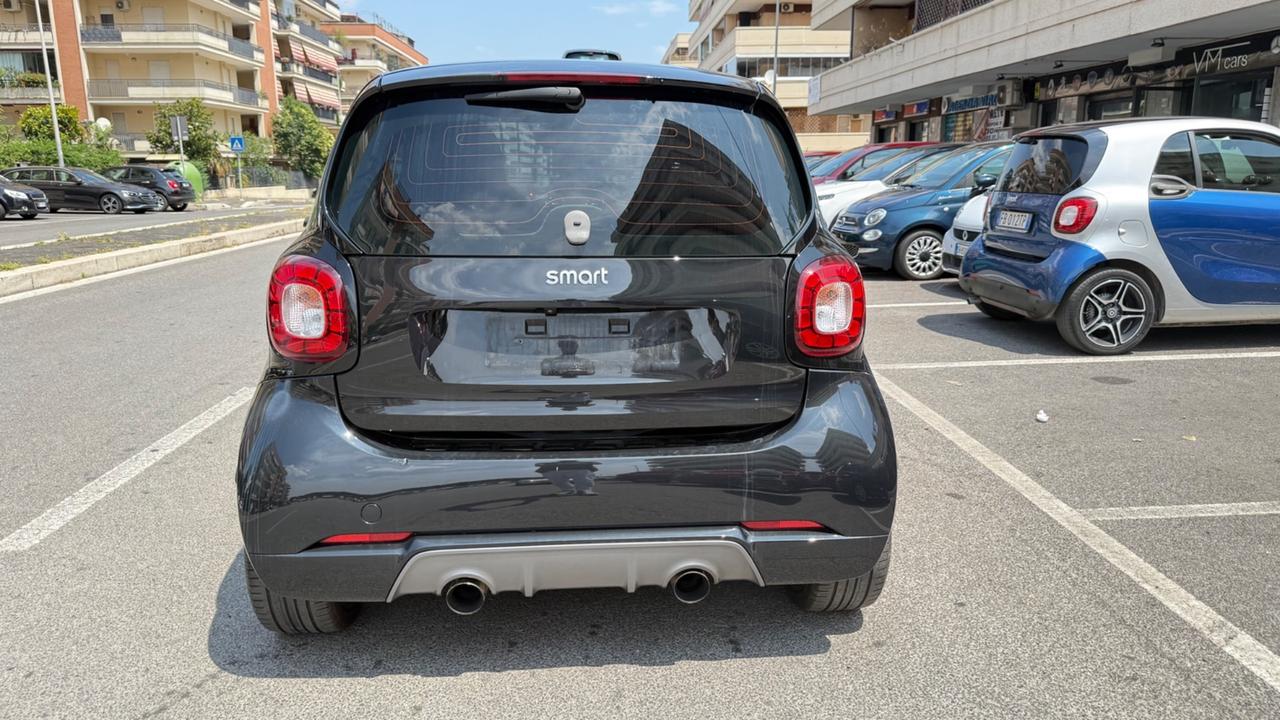 Smart ForTwo BRABUS 0.9 Turbo twinamic parisblue Xclusive LED NAVI KAMERA JBL PACK SPORT PDC PELLE INTROVABILE