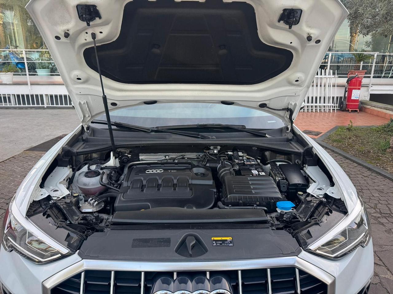 Audi Q3 2.0 TDI 150 CV S line Edition tronic