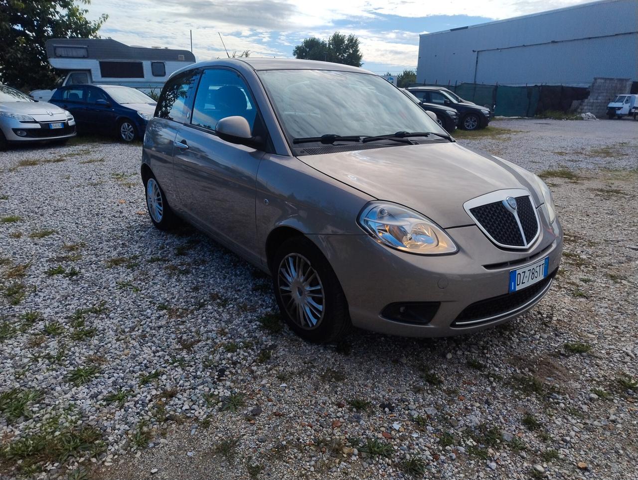 Lancia Ypsilon 1.4 E-Collection Ecochic GPL