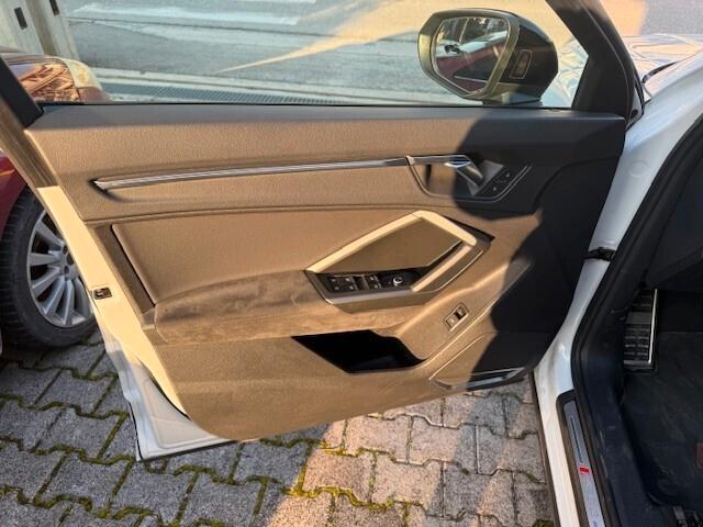 Audi Q3 RS SPB quattro S tronic Pano B&O