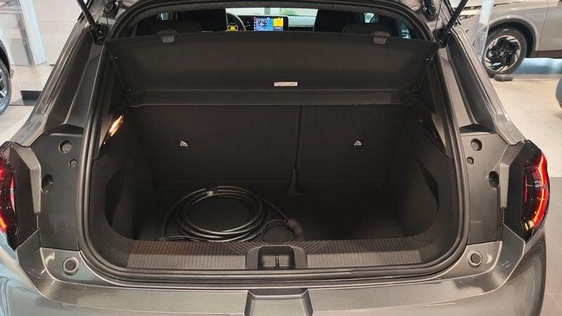 Nissan Micra 40kWh Advance Auto