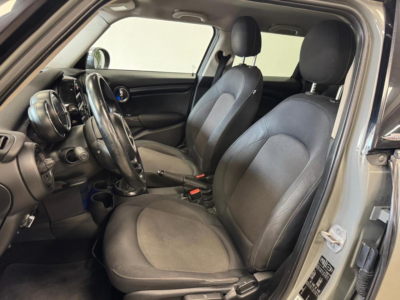 Mini 1.5 Cooper D 5 porte