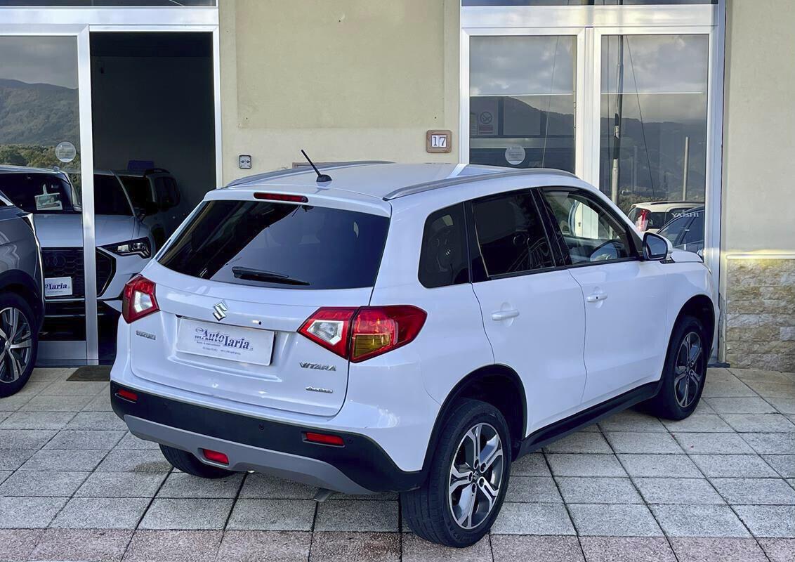 Suzuki Vitara 1.6 DDiS 4WD AllGrip V-Top Navigatore-Telecamera post.-Sedili Pelle-Alcantara