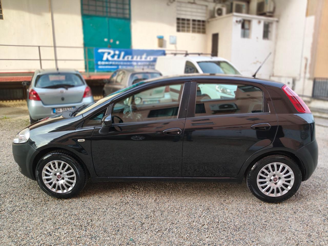 Fiat Grande Punto 1.3 MJT 75 CV 5P Fun