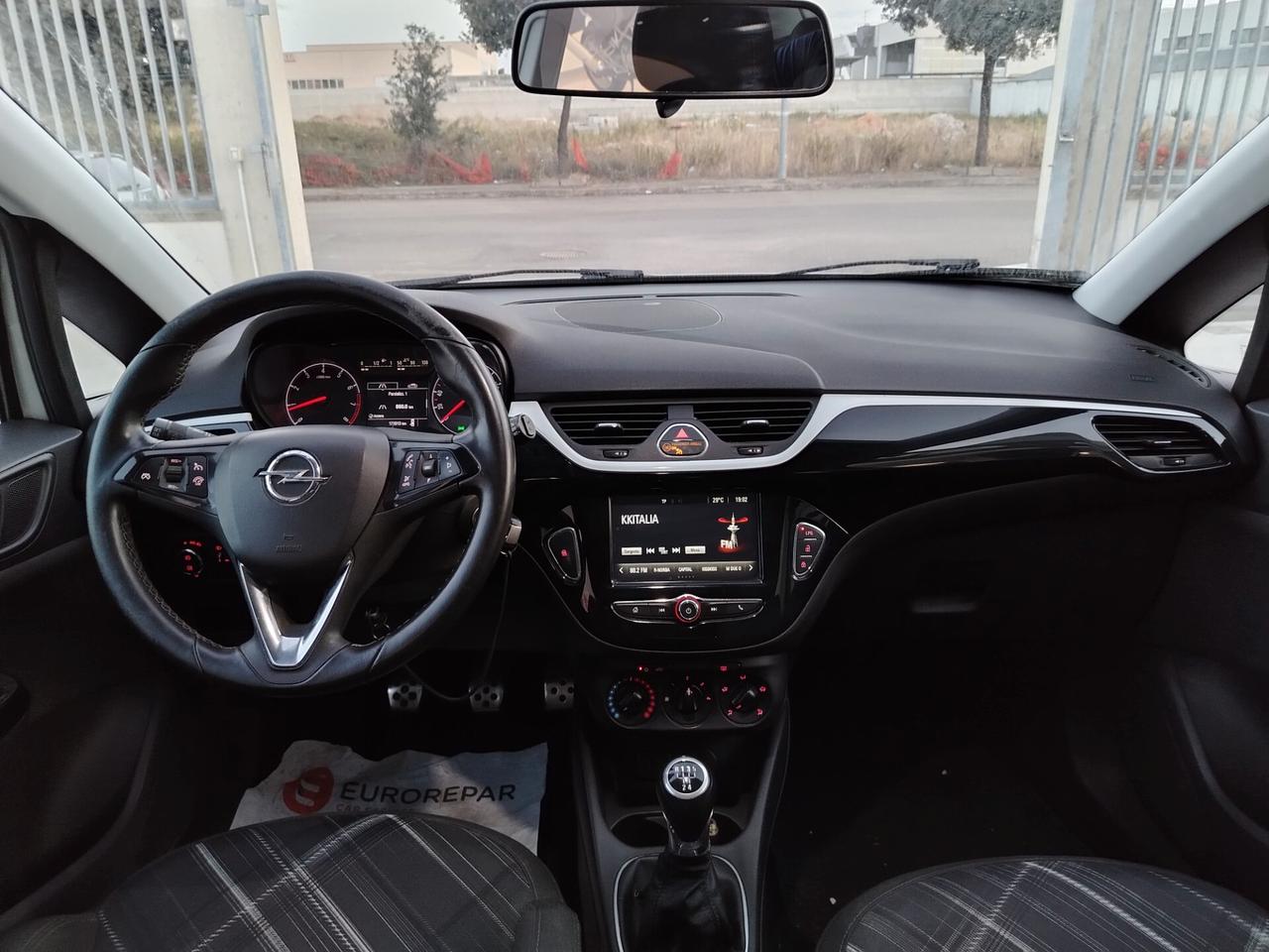 Opel Corsa 1.4 90CV GPL Tech 5 porte b-Color