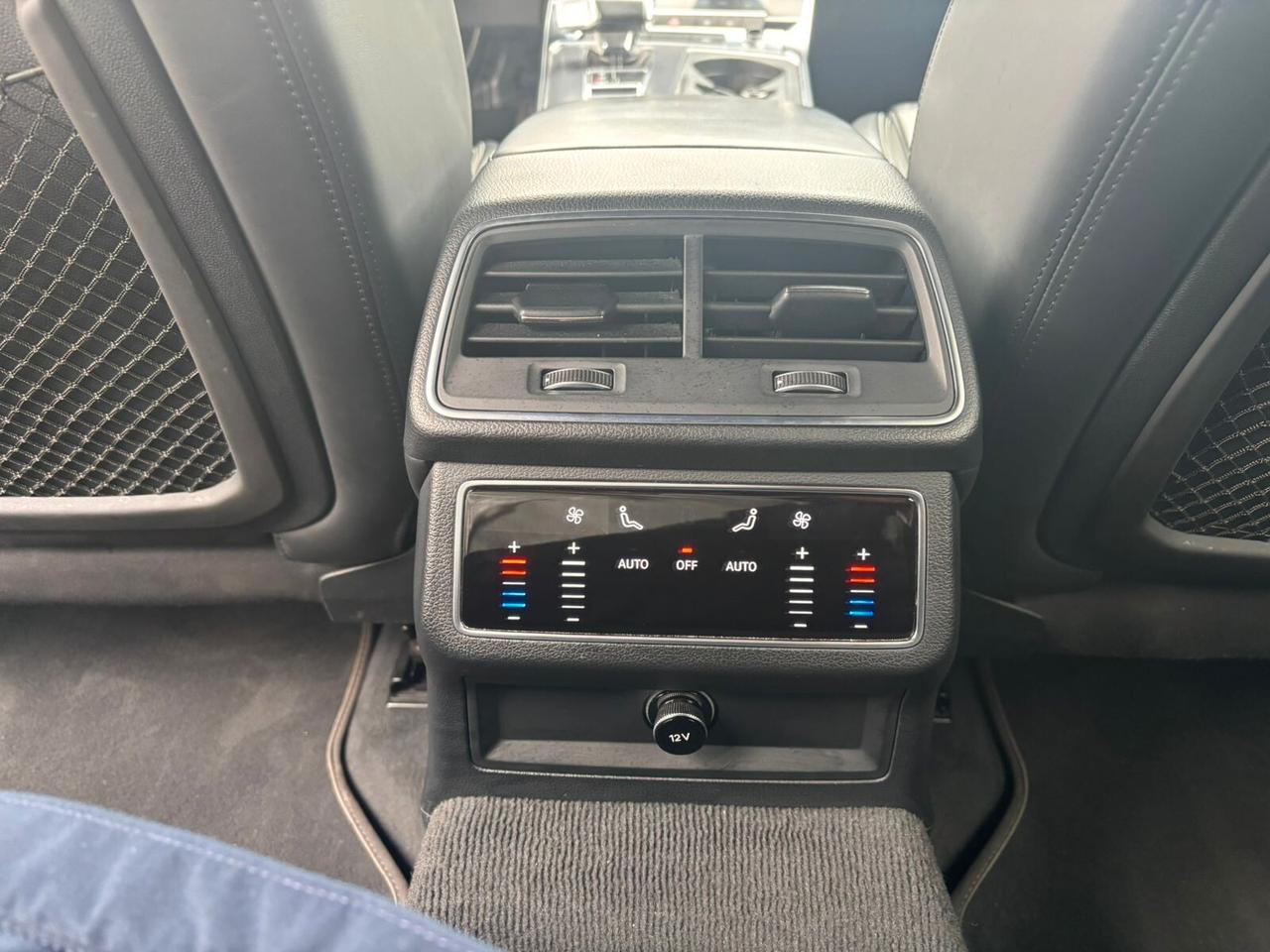 Audi A6 Avant 40 2.0 TDI quattro ultra S tronic Business Sport