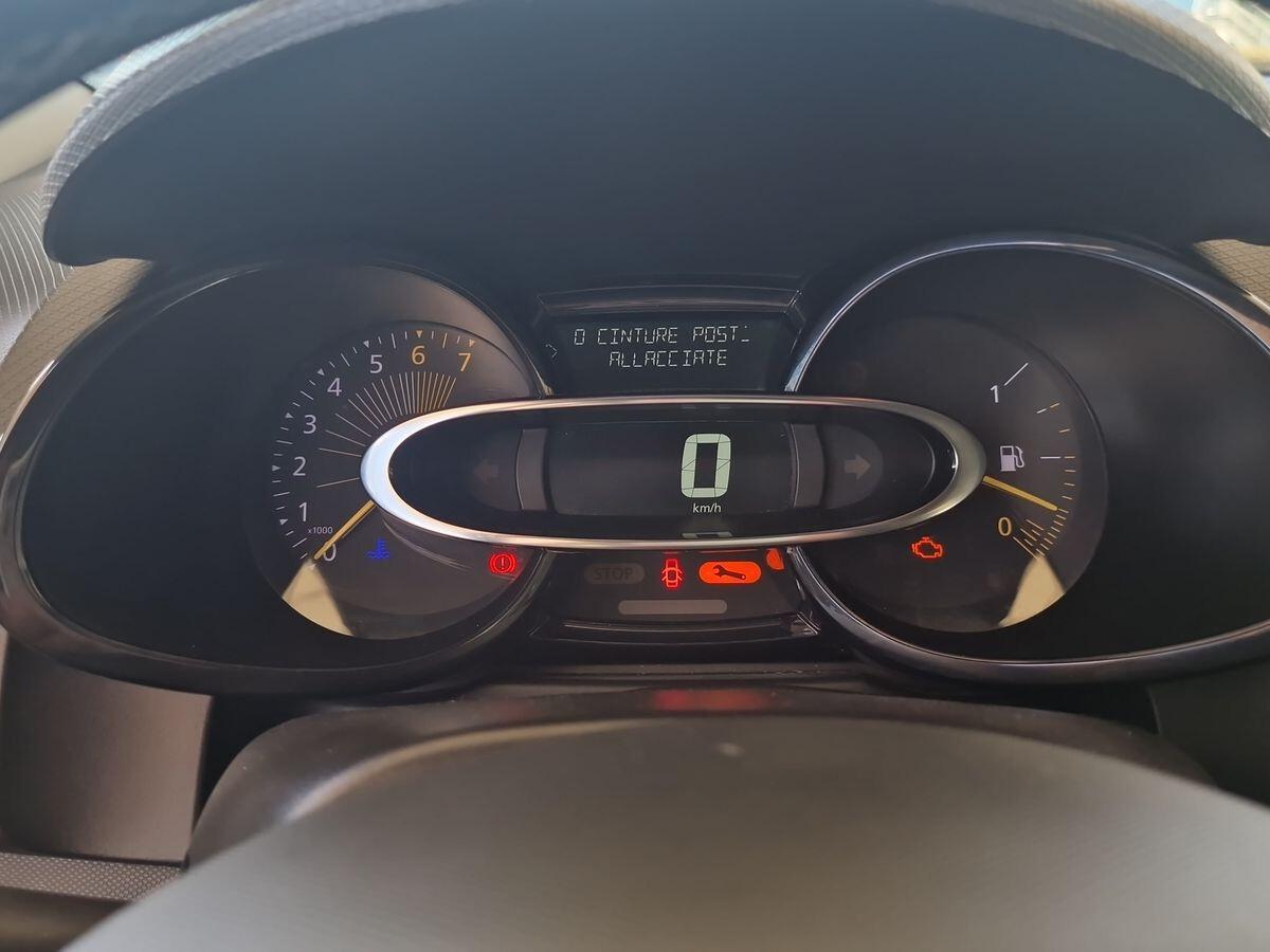 RENAULT CLIO 1.2 LIVE