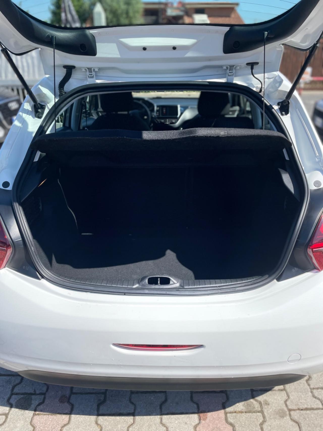 Peugeot 208 PureTech 82 5 porte Access