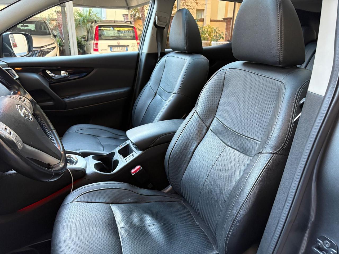 Nissan Qashqai Black Edition 1.6 dCi #7513