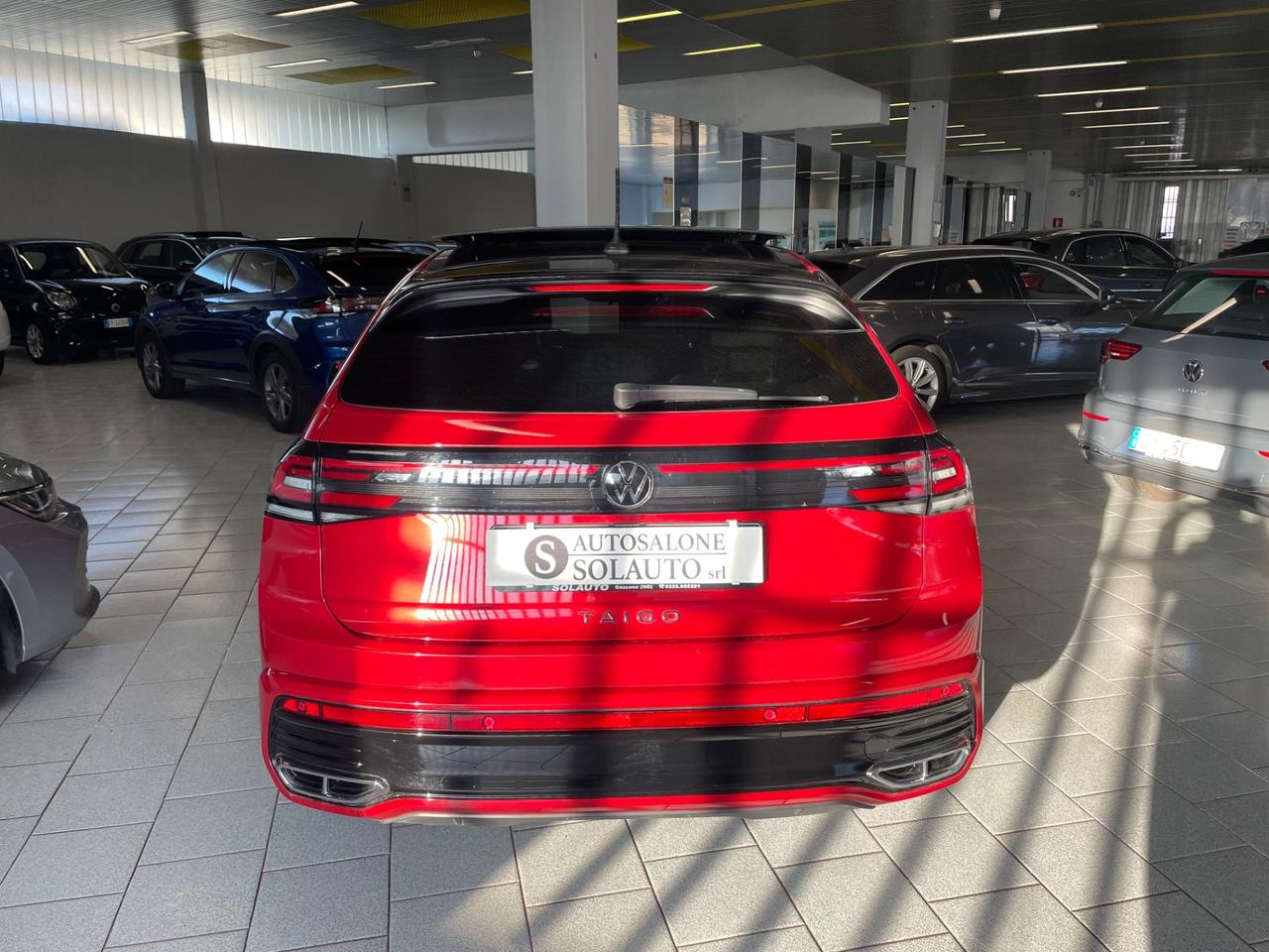 Volkswagen Taigo 1.0 TSI 115 CV DSG R-Line Fari Matrix