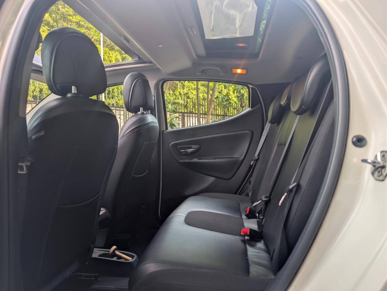 Lancia Ypsilon 1.2 69 CV 5 porte GPL Ecochic Platinum