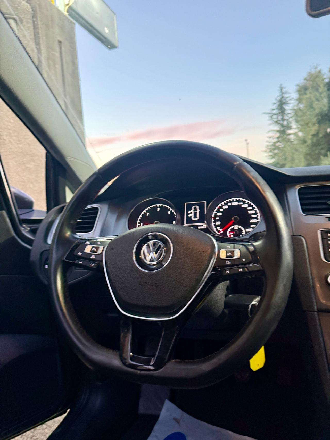 Volkswagen Golf 1.6 TDI 5p. BlueMotion Technology,Climatronic bizona, Bluetooth,Cruise,ecc.