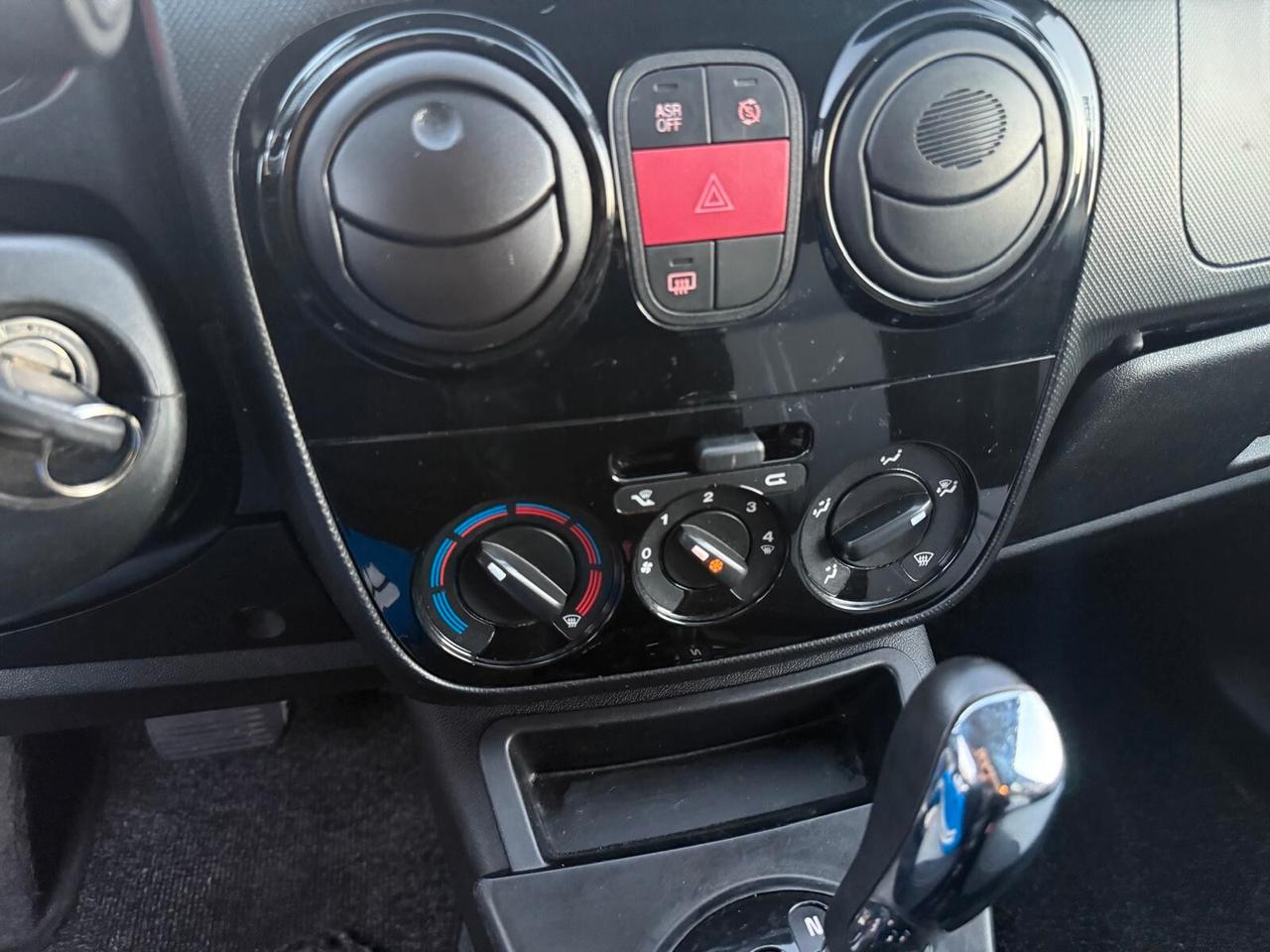 Fiat Qubo 1.3 MJT 75 CV Active / Automatico