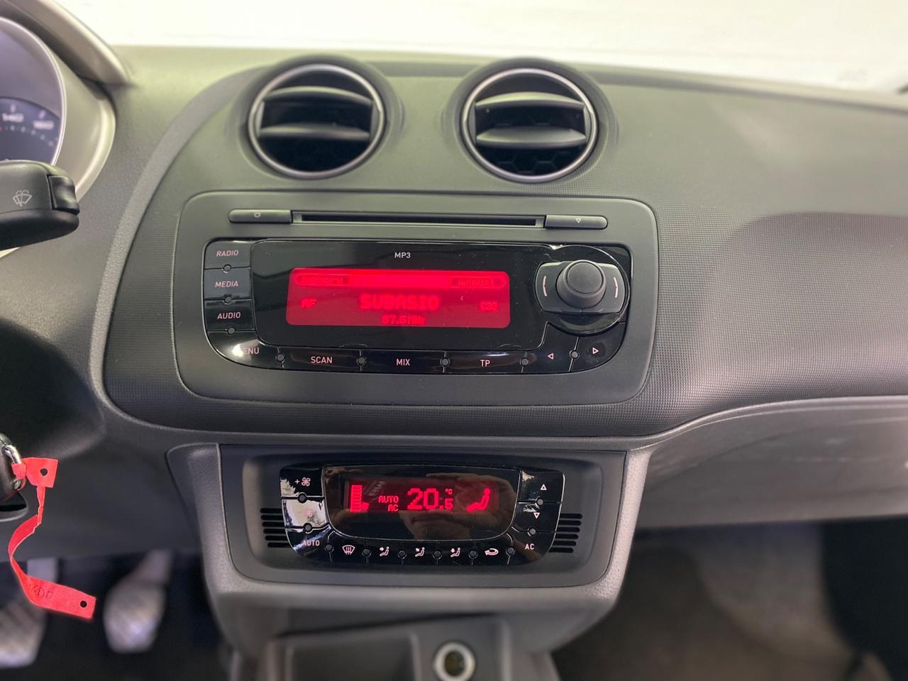 Seat Ibiza 1.2 3p. Style Dual