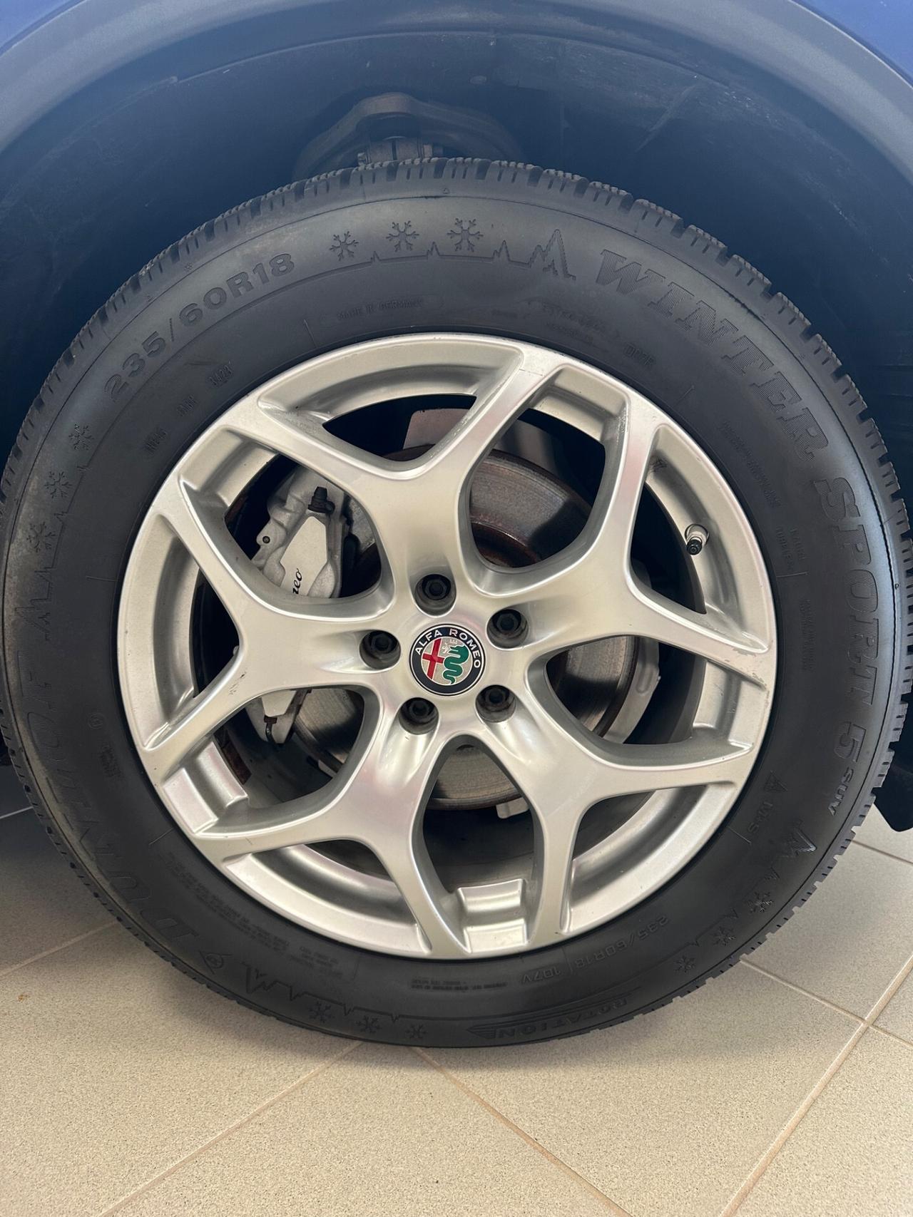 Alfa Romeo Stelvio 2.2 Turbodiesel 190 CV AT8 Q4 Business