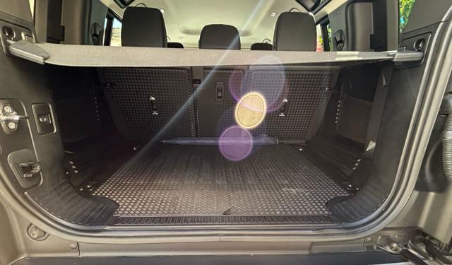 LAND ROVER Defender 110 3.0D 200 CV AWD Automatic