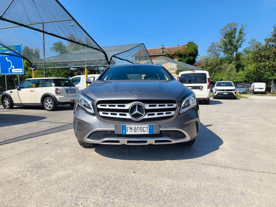 Mercedes Classe GLA 200 d Sport 4matic auto