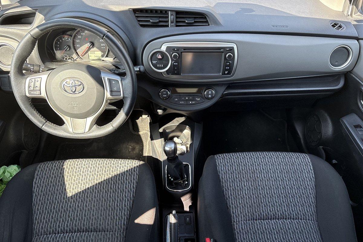 TOYOTA Yaris 1.0 5 porte Lounge