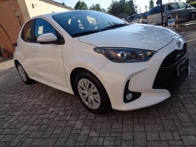 Toyota Yaris 1.0 72 CV 5 porte Active NESSUN VINCOLO DI FINANZIAMENTO