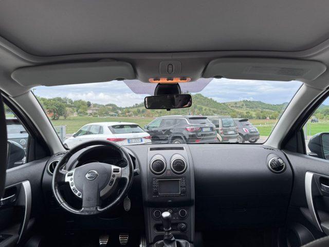 NISSAN Qashqai 1.6 dCi DPF Tekna 131CV 4X4 OK NEOPATENTATI