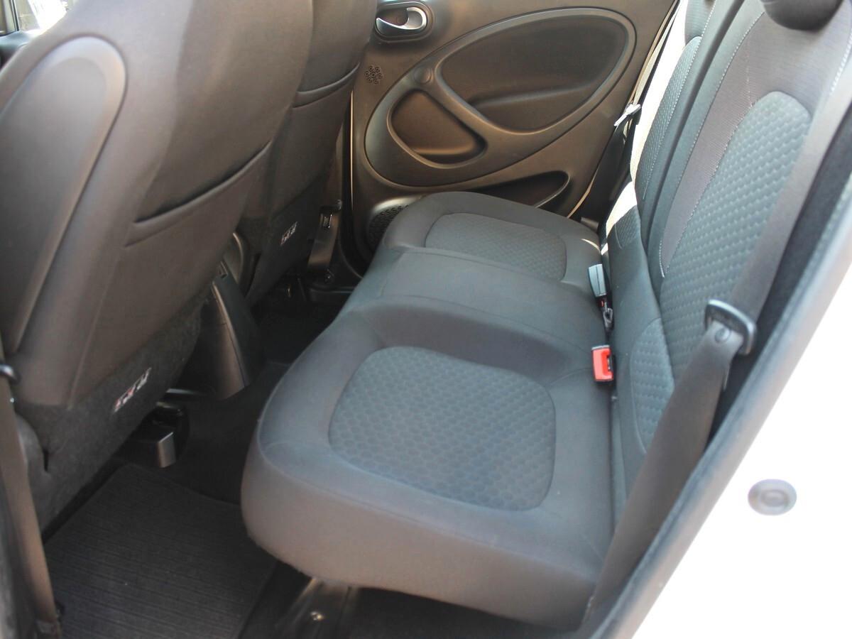 Smart ForFour EQ Passion Pdc Apple/Android UNIPRO IVA DEDUCIBILE