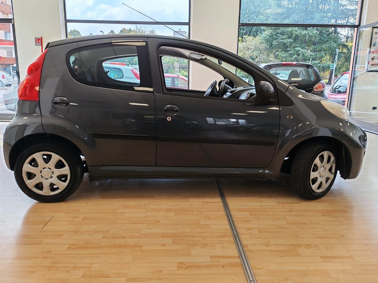 Peugeot 107 - AUTOMATICA - Frizione NUOVA !!!