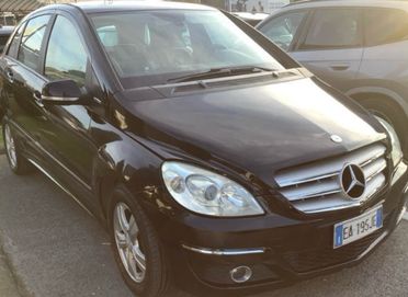 Mercedes-benz B 180 NGT BlueEFFICIENCY Premium