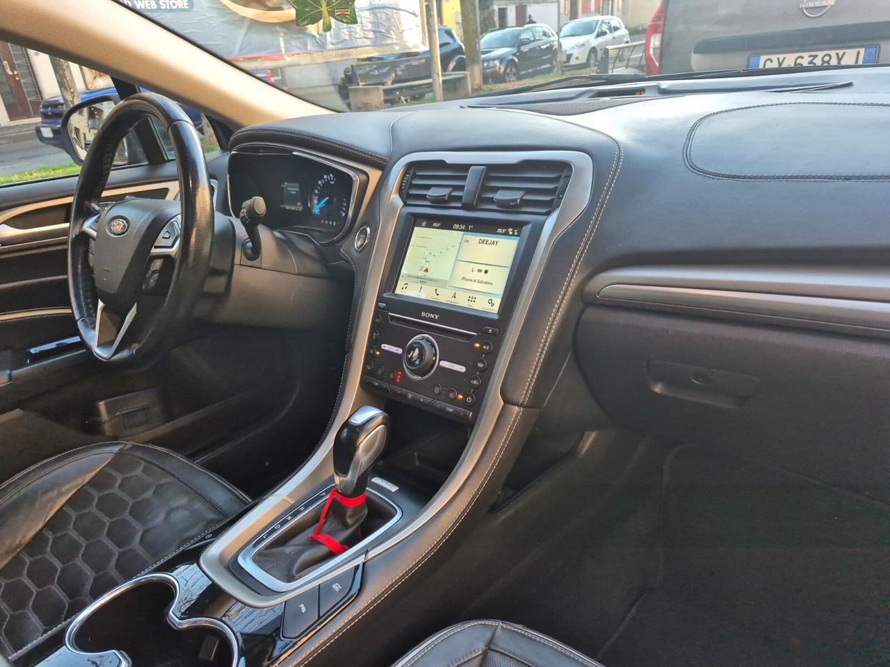 Ford Mondeo Full Hybrid 2.0 187 CV Vignale