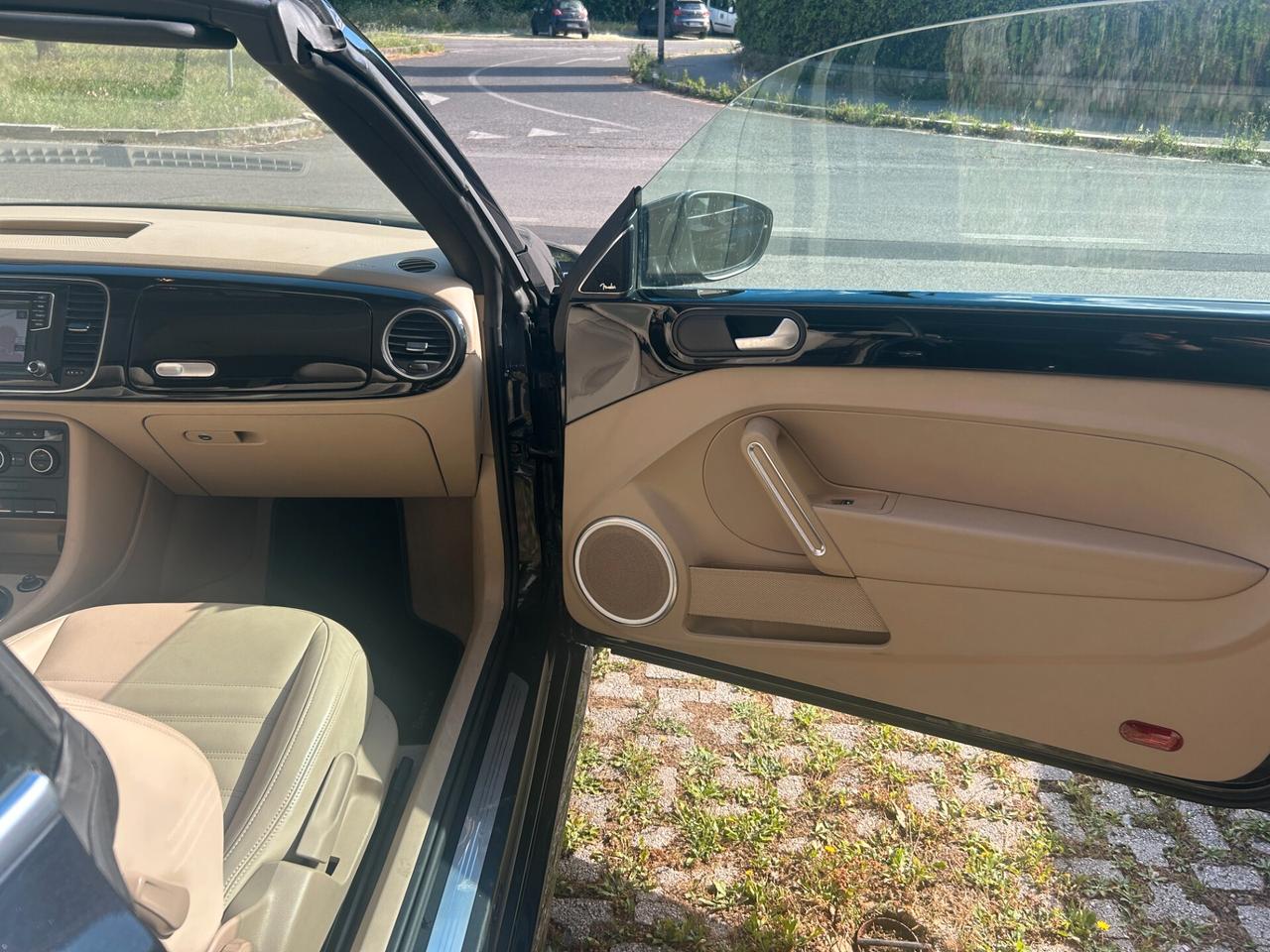 Volkswagen Maggiolino 1.2 pelle-navi-led