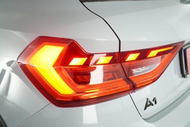 AUDI A1 A1 citycarver 35 TFSI Identity Contrast