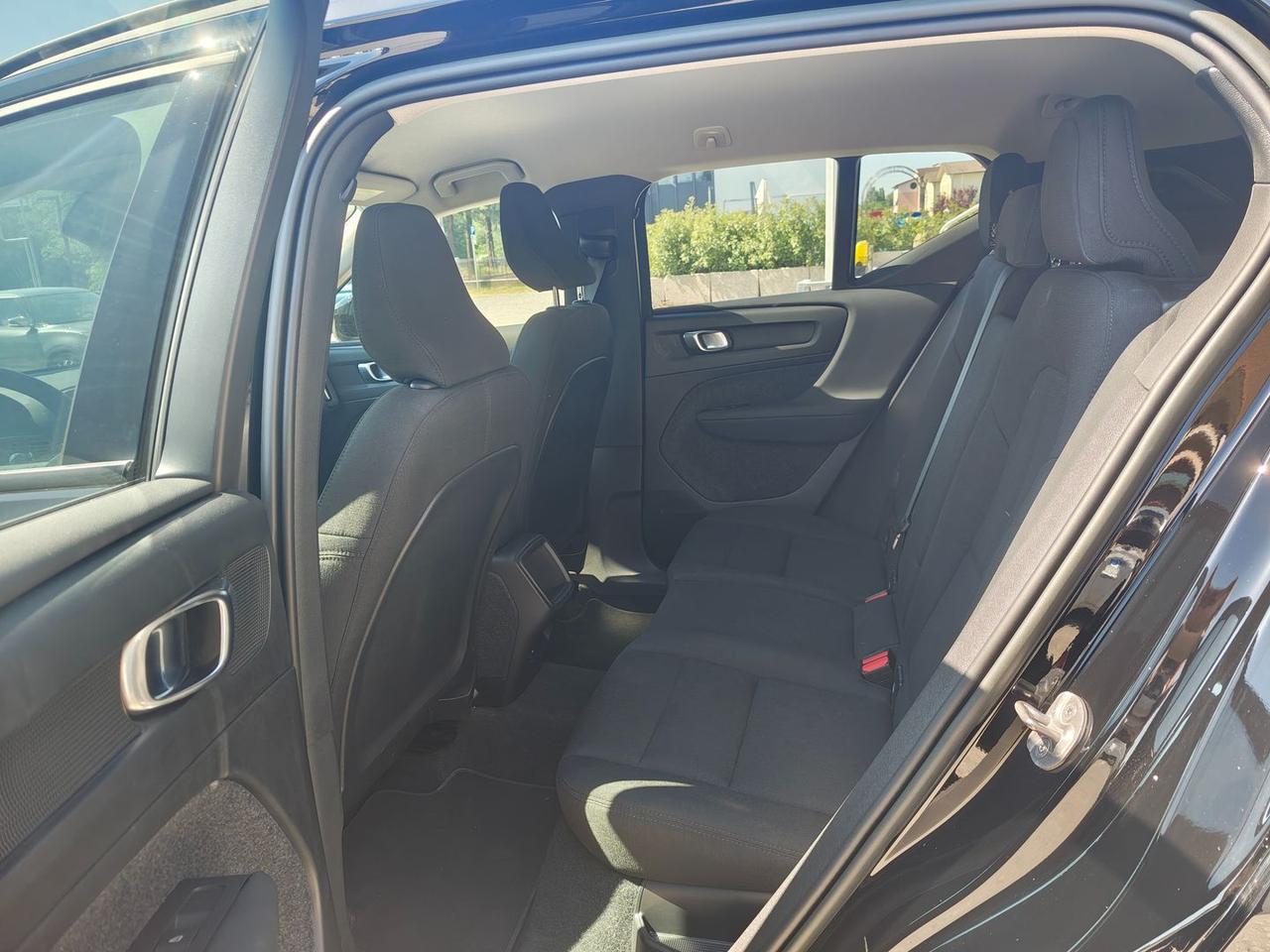 Volvo XC40 Essential T2 #11401