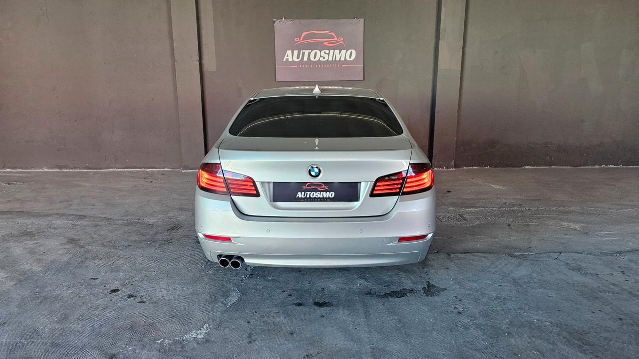 Bmw 318 318d xDrive Luxury