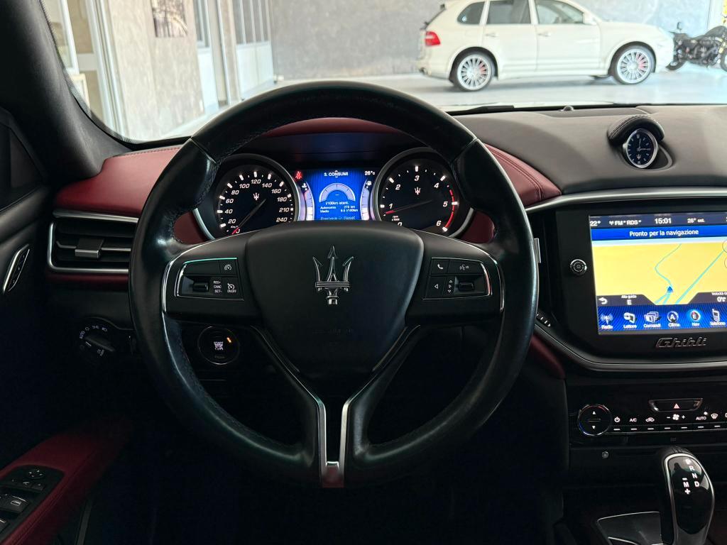 Maserati Ghibli 3.0 V6 ds 250cv auto