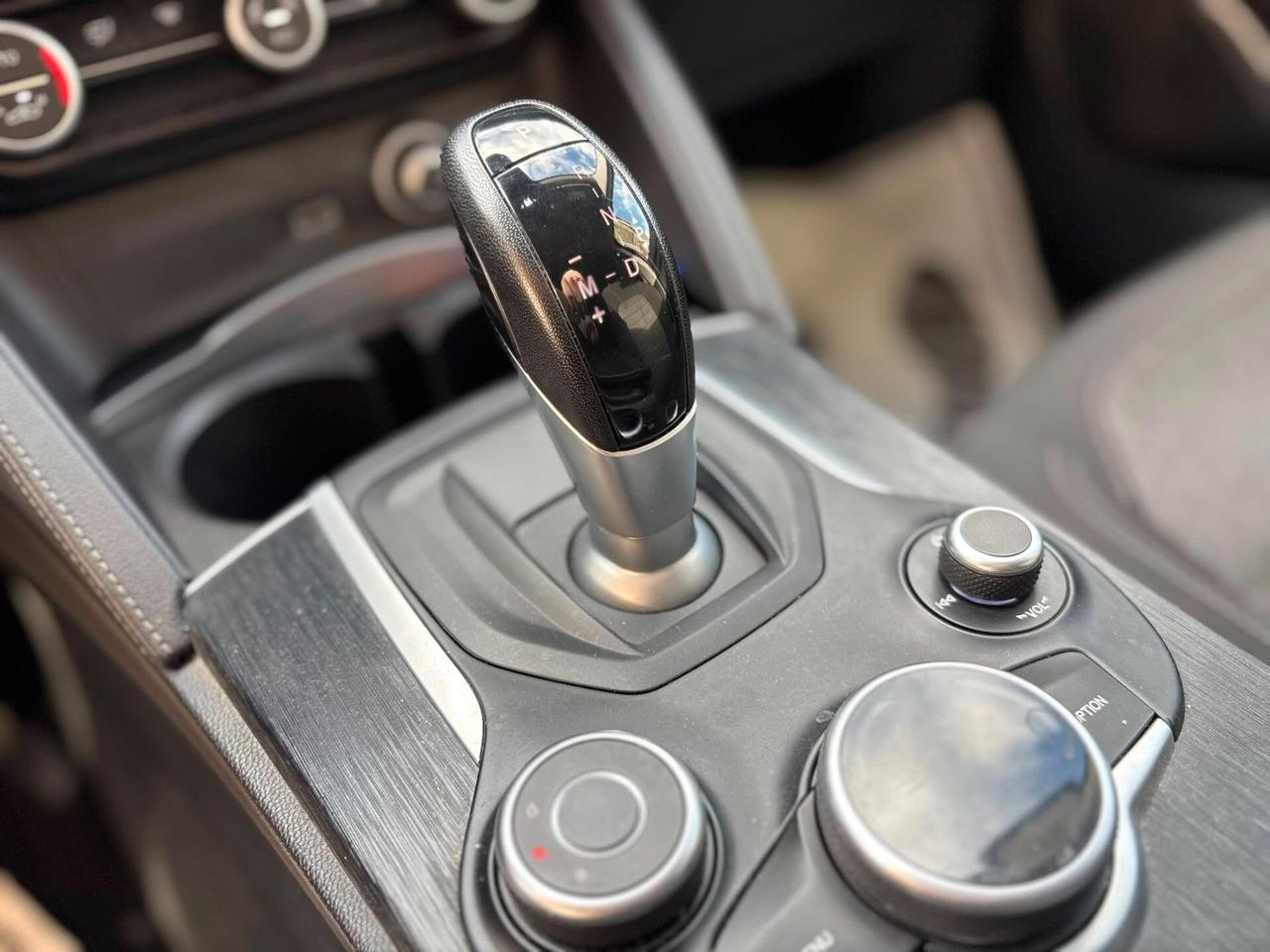 Alfa Romeo Stelvio 2.2 190 CV AT8 Q4 - 2019