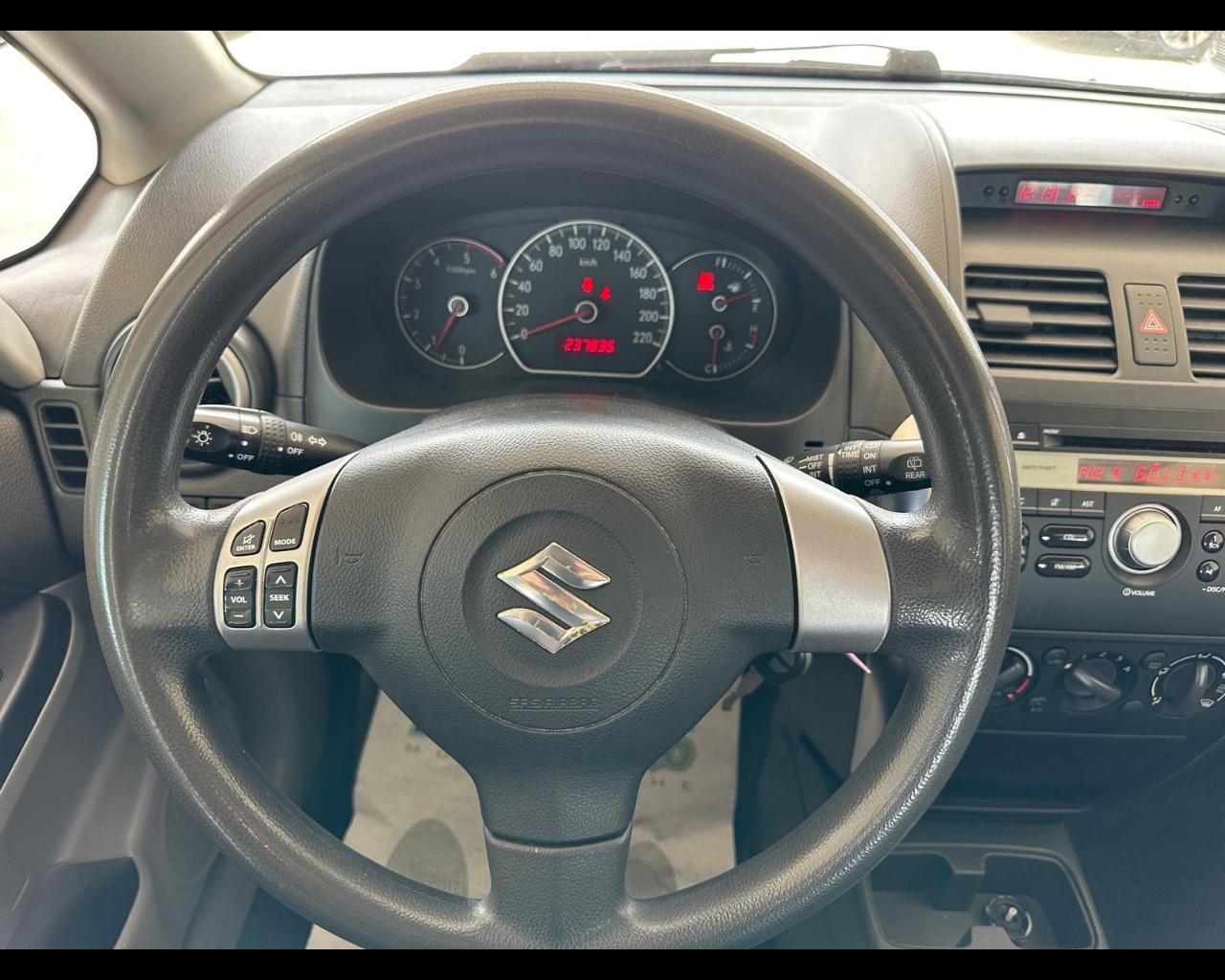 SUZUKI SX4 - 1.6 16V 4WD Outdoor Line