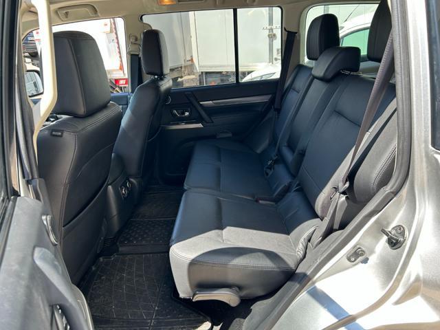 MITSUBISHI Pajero 3.2 DI-D 16V aut. 5p. Instyle DPF
