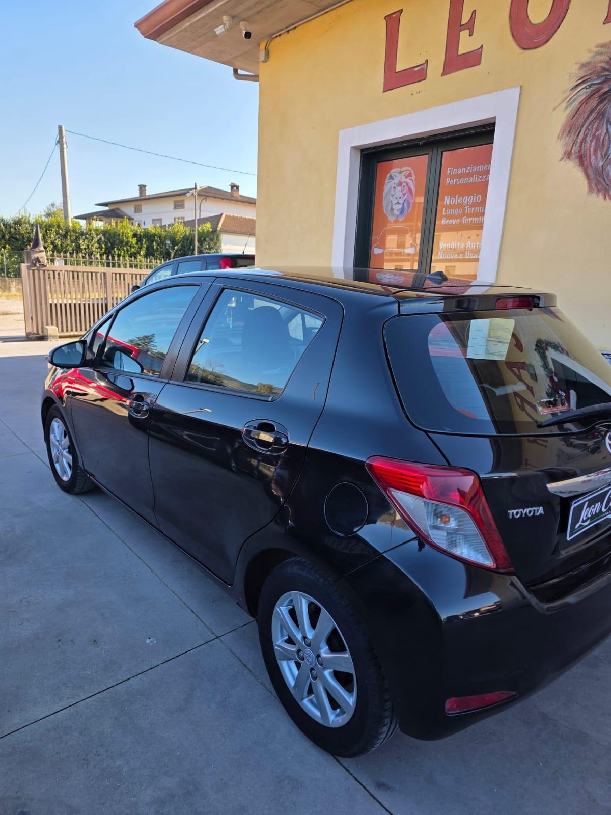 Toyota Yaris 1.3 3 porte Style gpl garantita 12 mesi