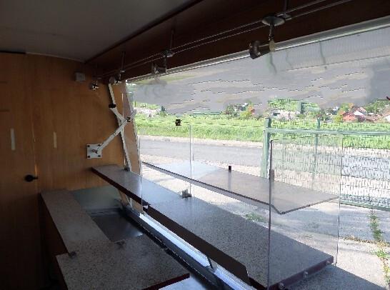 Furgone Renault Master III per la vendita di carne