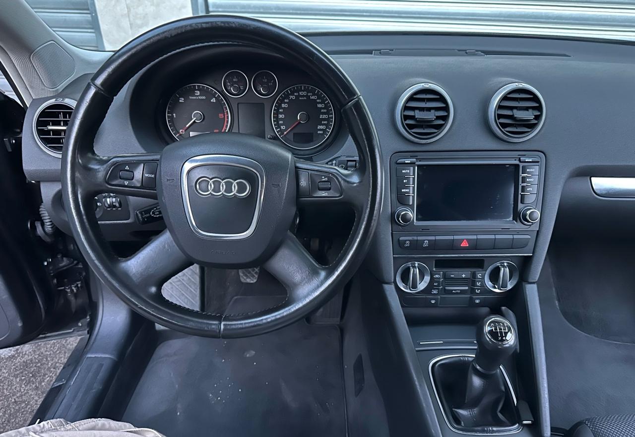 Audi A3 SPB 1.6 TDI 105cv CR Attraction